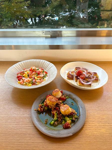 Nyeog Bistro and Winebar